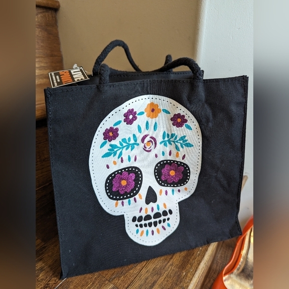 Pointy toe orange patent heels by Red circle. Women's size 10 - Picture 13 of 13